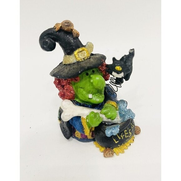 Halloween Witch Figurine 3 Inches Green Black Cat Spring Brew Glitter Resin - Picture 1 of 9